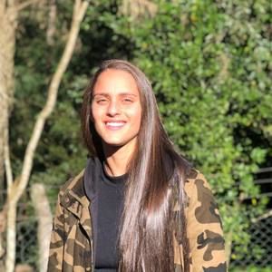 Meet your Posher, Raquel